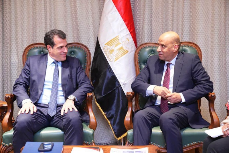 وزير العمل يستقبل وزير الهجرة واللجوء اليوناني ويتفقان على آليات جديدة لتنقل الأيدي العاملة