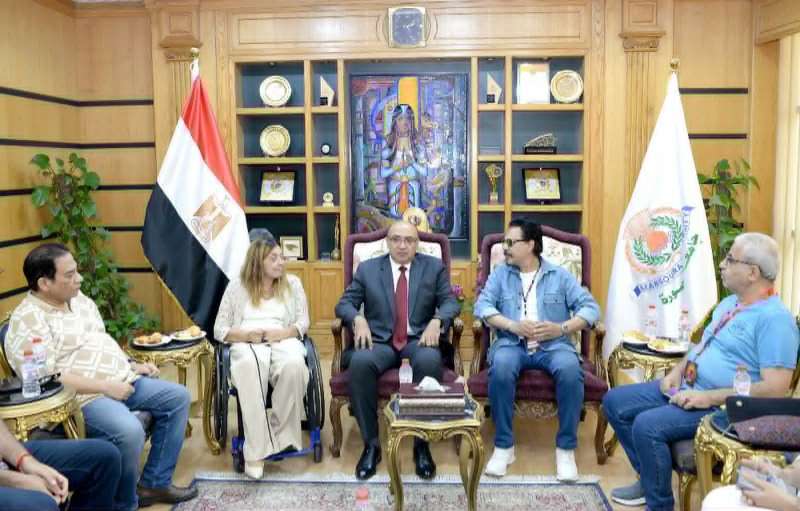 القومي للإعاقة والمهرجان القومي للمسرح المصري وجامعة المنصورة يدعمون دمج الأشخاص ذوي الإعاقة في الفنون