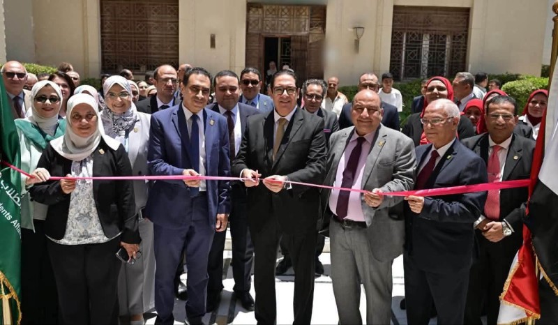 مجلس جامعة القاهرة يفتتح المقر الجديد لشئون ودعم الطلاب الوافدين