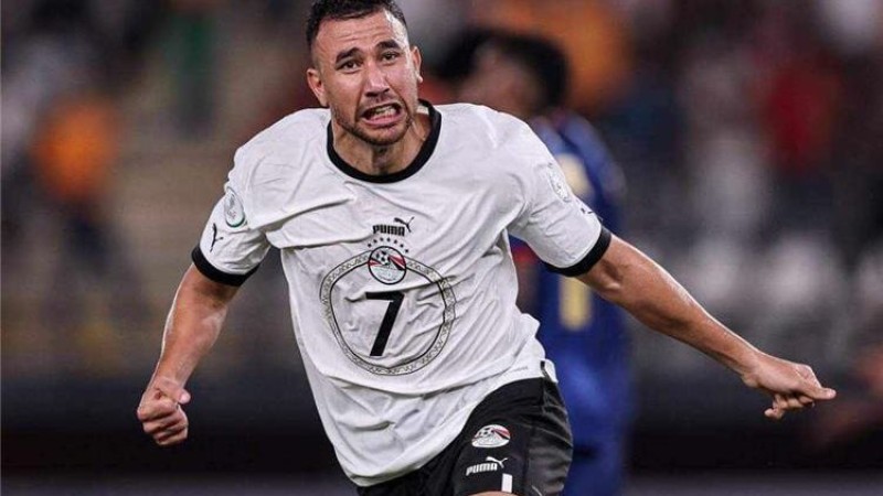 موقف تريزيجيه من البقاء في الأهلي بالموسم الجديد