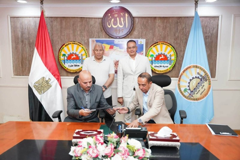 محافظ مطروح شهد توقيع بروتوكول تشغيل رحلات جوية منتظمة بين القاهرة ومرسى مطروح
