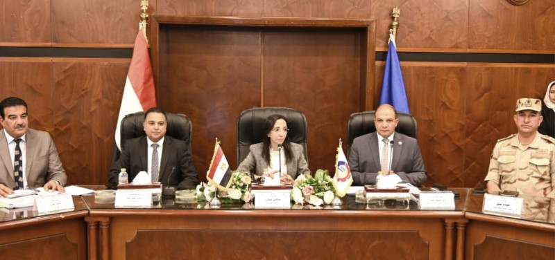 محافظ البحيرة تهنئ القيادات التنفيذية الجديدة