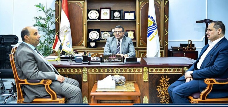 محافظ قنا يستقبل رئيس مجلس إدارة أسمنت النهضة