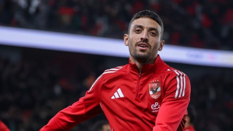 الأهلي يمدد عقد طاهر محمد طاهر حتى 2029‏