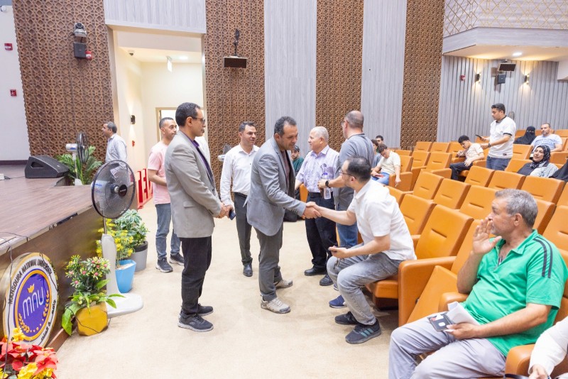 رئيس جامعة المنصورة الأهلية يتفقد أعمال استقبال الطلاب المرشحين للقبول من حملة الشهادات العربية والأجنبية للعام الأكاديمي 2026/2027