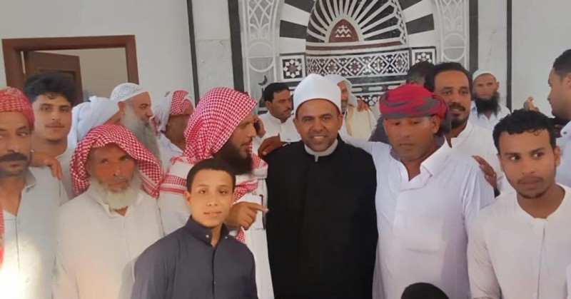 وكيل وزارة الأوقاف بمطروح يشهد إشهار الصلح بين عائلتي عاصي الحرفة وعلام الحرفة بمسجد بلال بالكيلو (4)