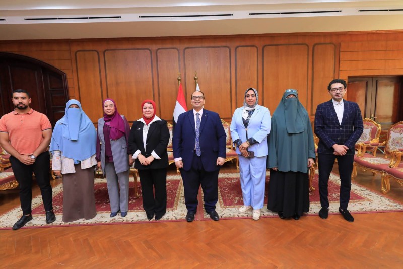 رئيس جامعة كفر الشيخ يستقبل لجنة المجلس الصحي المصري لاعتماد مركز تعزيز المهارات الصحية بكلية التمريض