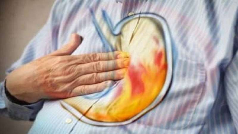 10 أطعمة ومشروبات لا تتناولها على معدة فارغة