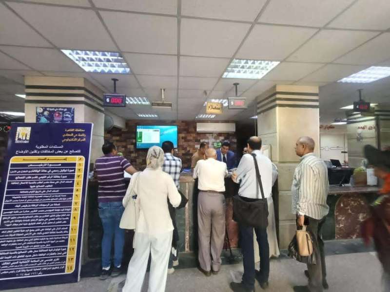 وزيرة التنمية المحلية والبيئة تتلقى تقريراً حول نتائج المرور الميداني وجهود ضبط الخدمات والإشغالات بأحياء القاهرة