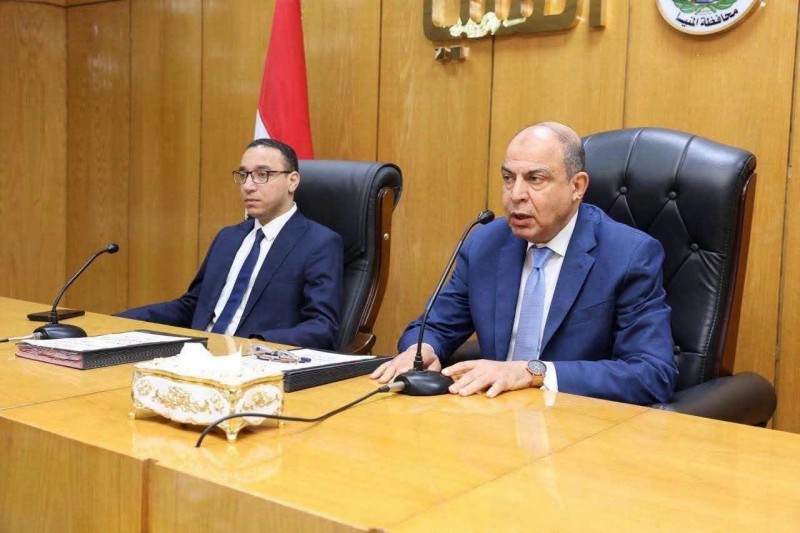 محافظ المنيا يوجّه بتكثيف حملات التفتيش ومحاسبة المقصرين للارتقاء بالأداء المؤسسي وتحسين الخدمات