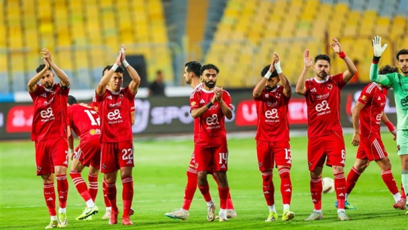 الأهلي يمنح الضوء الأخضر لرحيل 3 لاعبين| تفاصيل