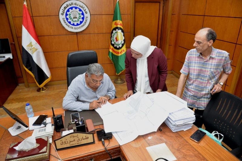 محافظ الدقهلية يعتمد تحديثات الأحوزة العمرانية لـ 102 قرية وعزبة بعدد من مراكز المحافظة