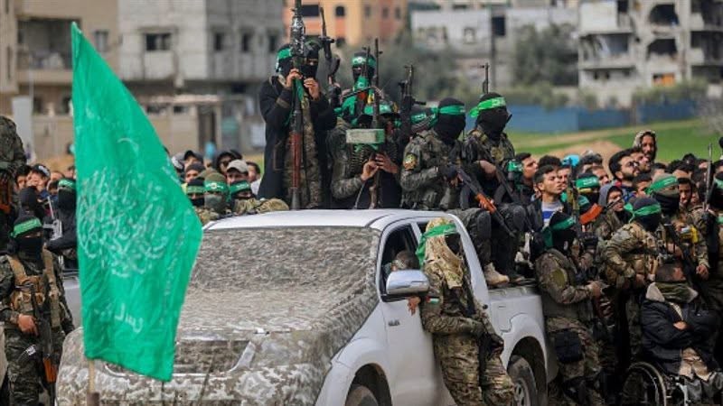 صحيفة «هآرتس»: دهشة تسود داخل إسرائيل من مرونة حركة حمــاس