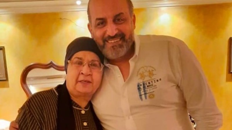 وفاة والدة محمد شبانة