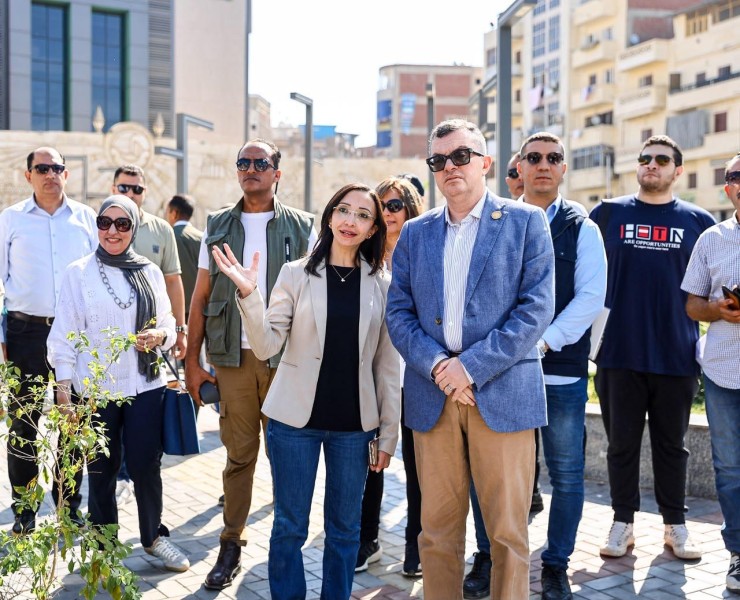 باستثمارات 4.8 مليار جنيه.. وزير التخطيط ومحافظ البحيرة يتفقدان مشروعات صحية وتعليمية وتطوير ميدان المحطة بدمنهور