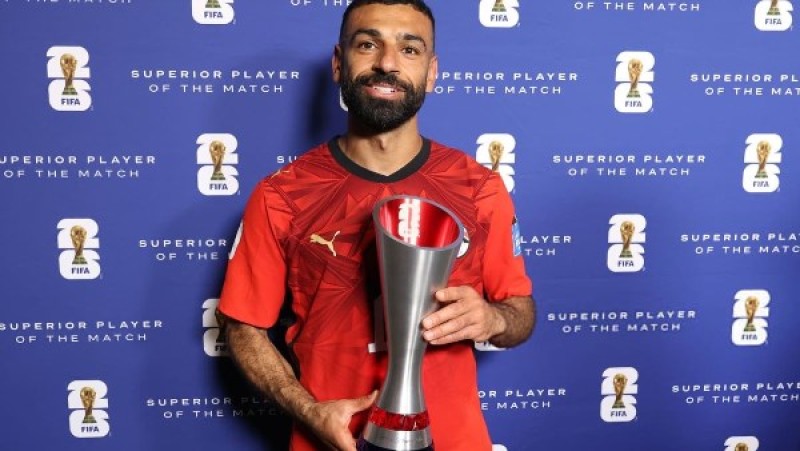 محمد صلاح يحسم مستقبله.. توقيع رسمي مع هذا النادي والإعلان الأربعاء