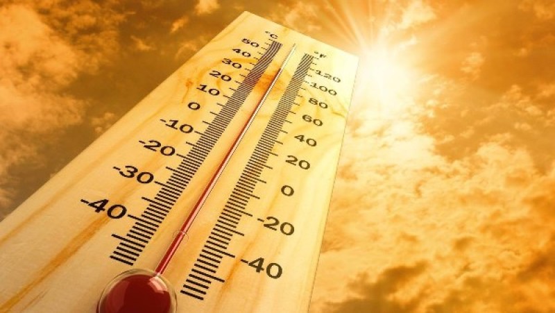 الأرصاد: الطقس غداً شديد الحرارة رطب.. والعظمى بالقاهرة 36
