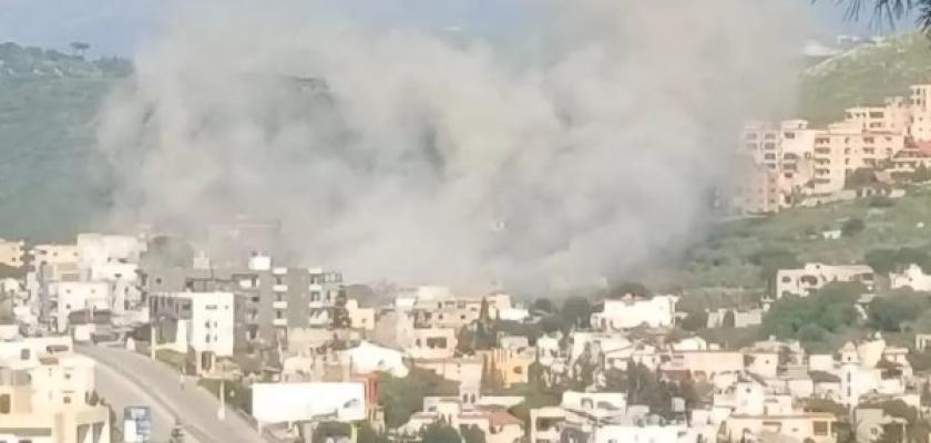 لبنان: شهيد و11 جريحا في غارة على تبنين.. ونزوح من المنصوري واستمرار حرائق كفرشوبا وحلتا