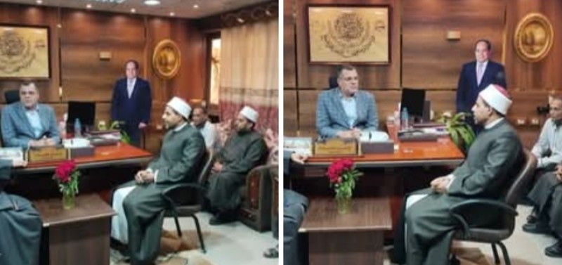 وفد ”أوقاف دمياط” يهنئ وكيل وزارة التربية والتعليم بتجديد الثقة