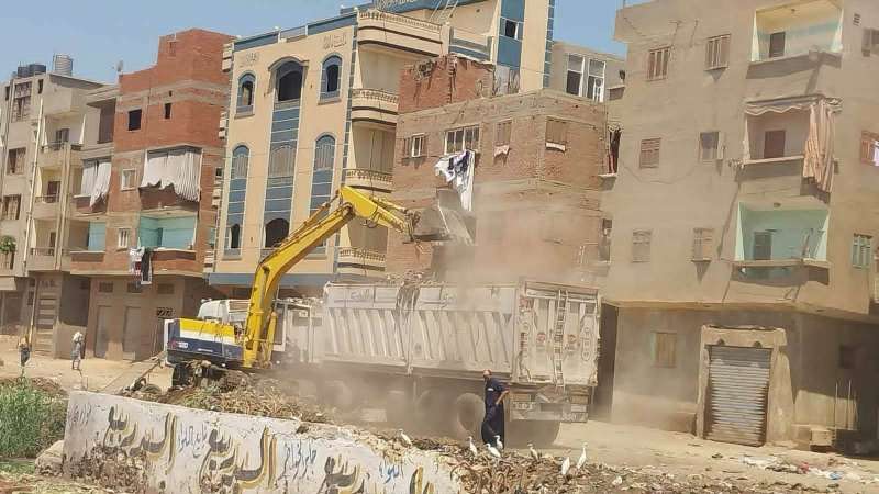 التنمية المحلية تُحصّن الشارع المصري: حصاد عاجل لحملات إزالة الإشغالات ومواجهة التعديات والمخلفات بعدة محافظات