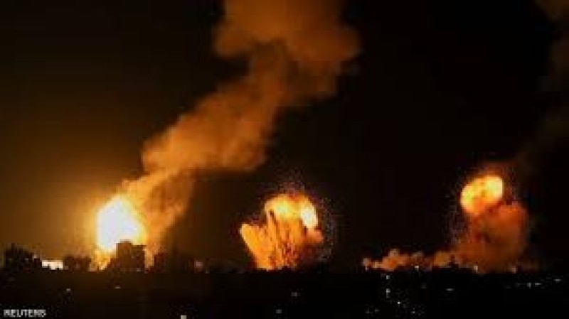غارة إسرائيلية تكسر هدوءًا نسبيًا في غزة .. مقتل فلسطيني في أول قصف منذ أكثر من أسبوع