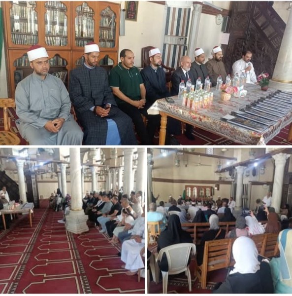 أوقاف دمياط تكرم خريجي مركز الثقافة الإسلامية بمسجد عمرو بن العاص الأثري
