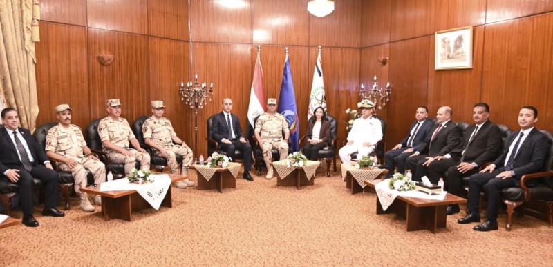 محافظ البحيرة تستقبل قائد قوات الدفاع الشعبي والعسكري إيذاناً ببدء فعاليات التدريب العملي المشترك ”صقر 171”