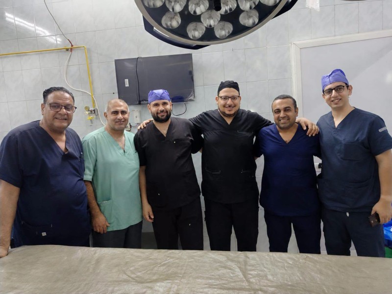 استئصال كامل للغدة الدرقية مع الحفاظ على عصب الصوت والغدد الجار درقية .. نجاح جراحي جديد بمستشفى الخازندارة العام