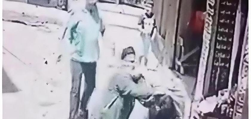 حماتها جرتها من شعرها وسط الشارع.. واقعة تعدي تثير الغضب في المحلة