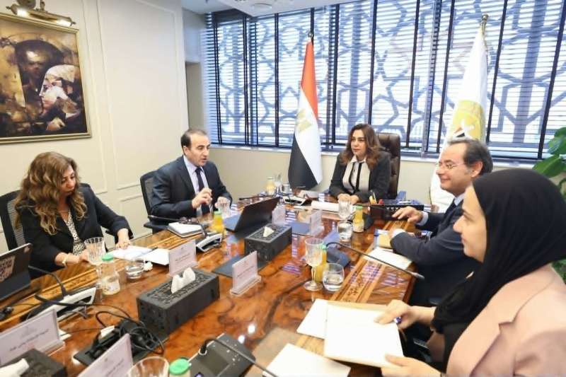 وزيرة التنمية المحلية والبيئة تبحث آليات إنشاء الصندوق المصري لحماية الشعاب المرجانية مع ممثلي برنامج الأمم المتحدة الإنمائي