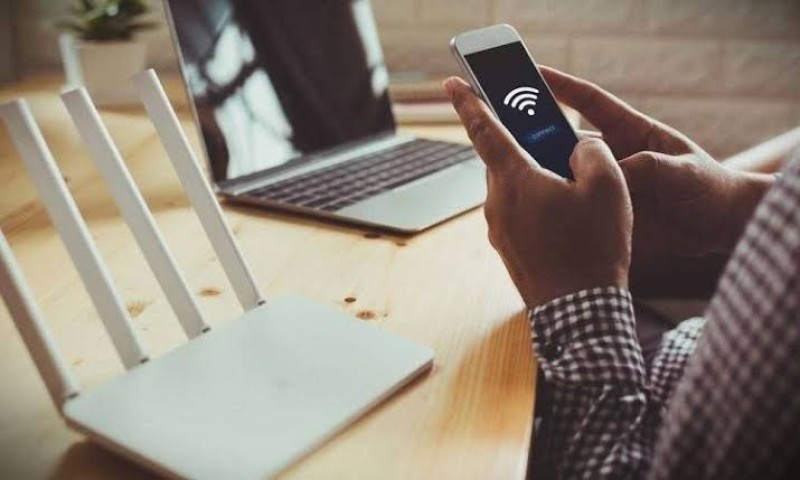 الاتصالات توضح حقيقة زيادة أسعار الإنترنت والمحمول 35%