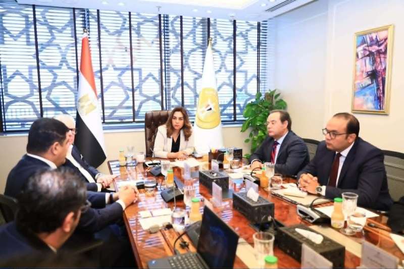 وزيرة التنمية المحلية والبيئة تبحث مع ”ماجنوم السعودية” تعزيز المعايير البيئية والاستدامة بمشروع برج فوربس العالمي