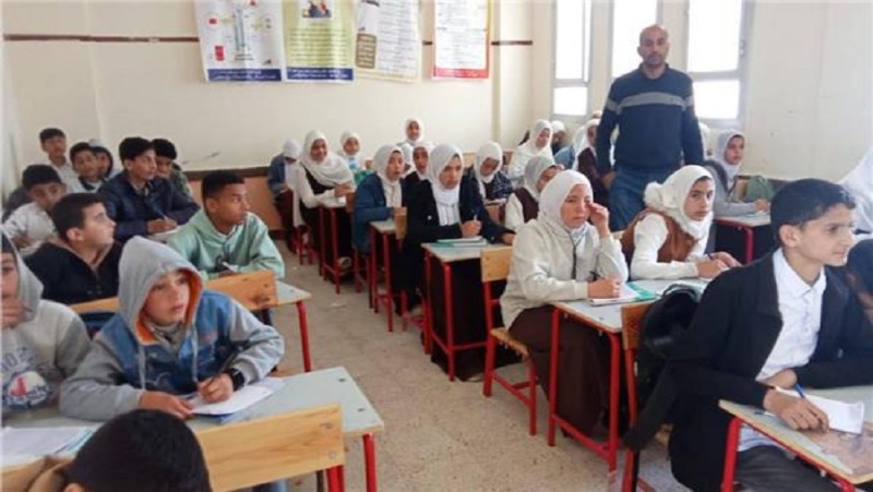 تسجيل غياب الطلاب يوميا وتطبيق لائحة الإنضباط بالمدارس في العام الدراسي الجديد