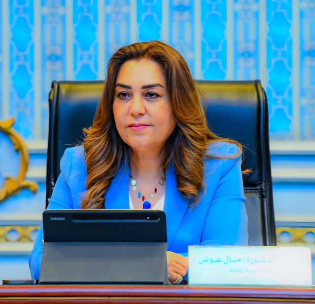 وزيرة التنمية المحلية والبيئة تتابع بدء تنفيذ أعمال أبحاث التربة بموقع إنشاء مصنع تدوير المخلفات بقرية دفرة بمحافظة الغربية
