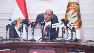 وزير العمل يطلق القواعد العامة للائحة تنظيم العمل بشركات القطاع الخاص
