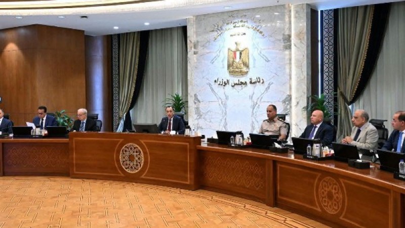 مدبولي: التوسع في معارض ”أهلاً مدارس” بتخفيضات كبيرة والبيض بـ 70 جنيها