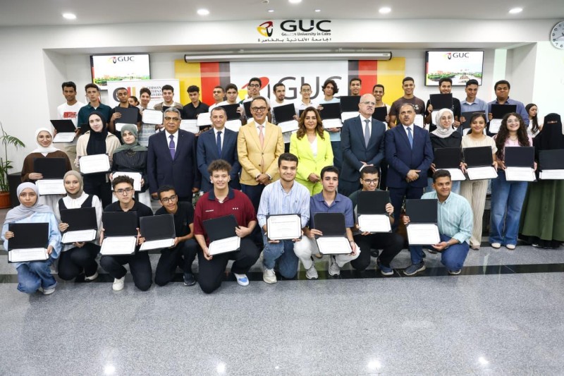وزيرة التنمية المحلية تشهد احتفالية الجامعة الألمانية لتكريم أوائل الثانوية العامة بالمحافظات بحضور محافظ الدقهلية
