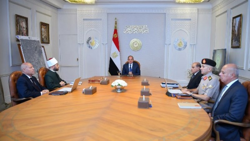 السيسي: إعادة إحياء المعالم التاريخية والتراثية في القاهرة وتخضير العاصمة