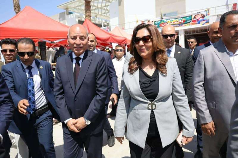 وزيرة التنمية المحلية والبيئة تفقد أعمال تطوير شارع إبراهيم باشا بالكوربة وتؤكد الحفاظ على الطابع المعماري المميز لمصر الجديدة