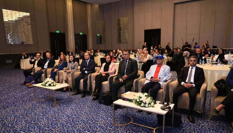 الرئيس التنفيذي لجهاز شئون البيئة يفتتح ورشة العمل رفيعة المستوى حول ”الإفصاح المالي عن الموارد الطبيعية”