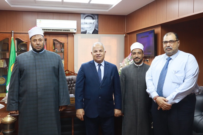 وكيل وزارة التربية والتعليم بالدقهلية يستضيف مدير الدعوة بمنطقة وعظ الدقهلية لبحث أوجه التعاون المشترك