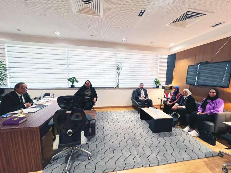 رئيس جهاز شئون البيئة يبحث سُبل تشجيع المنشآت الصناعية لاستكمال سجل البيانات البيئية الموحد
