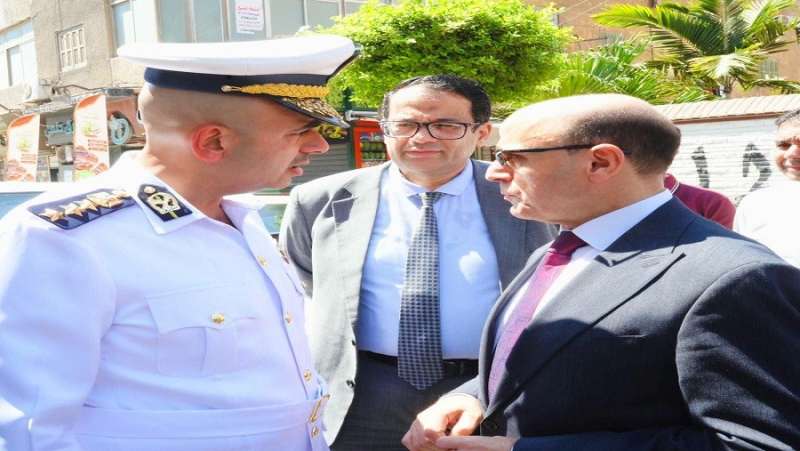 محافظ الغربية يتابع انتظام الحركة المرورية بمحيط المدارس
