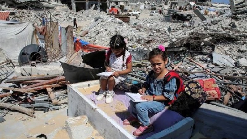 من قلب الدمار والمدارس بلا جدران.. غزة تفتح أبواب التعليم من جديد الأحد المقبل