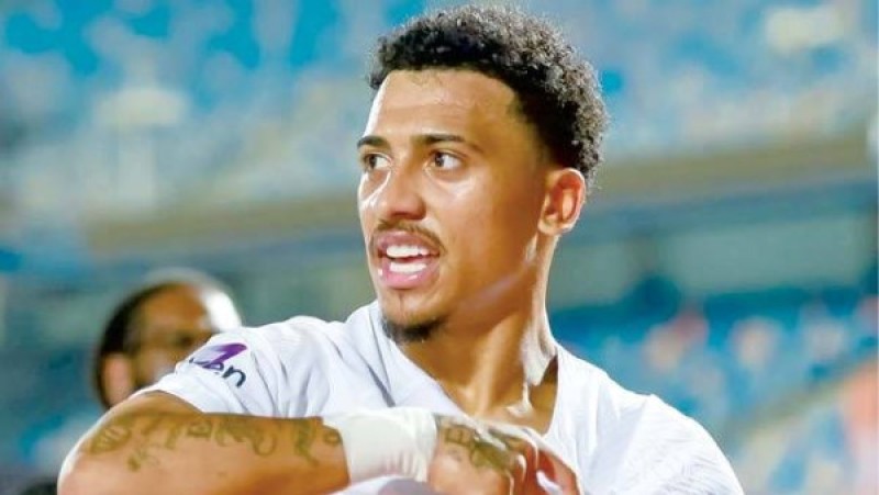بعد اعتذاره للزمالك.. طارق يحيى يهاجم بيزيرا: بيان أونطة وهجص