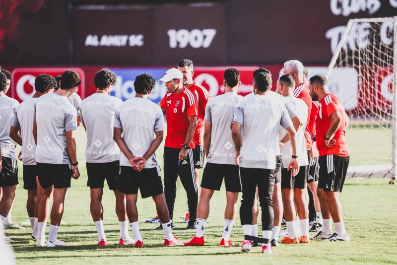 تشكيل فريق الأهلي بالدوري المصري في مواجهة أبو قير للأسمدة