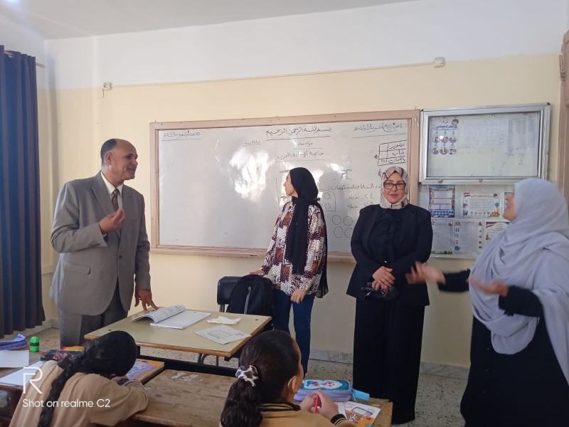 عبد الشافي يتابع انتظام الدراسة بعدد من مدارس إدارة طلخا التعليمية