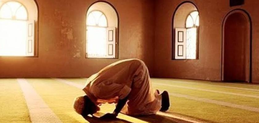 هل قضاء الصلوات الفائتة في أوقات الكراهة حرام؟