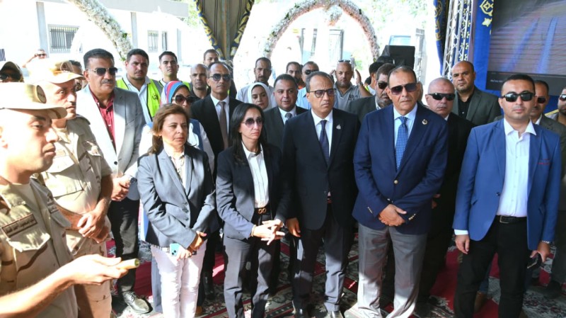 محافظ البحيرة تتفقد محطة معالجة الصرف الصحي بأبو الشقاف بحوش عيسى ضمن المبادرة الرئاسية ” حياه كريمه”