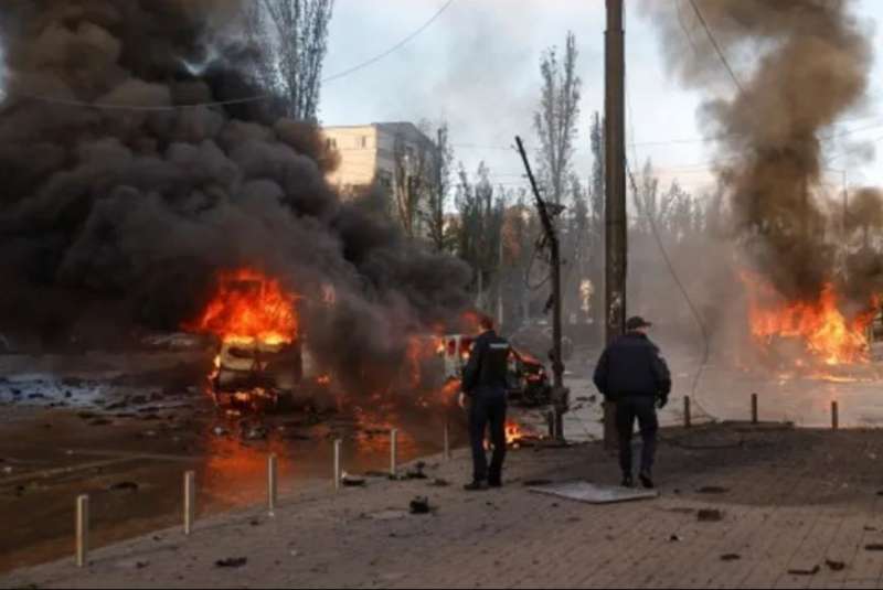 السلطات الروسية: مقتل شخص وإصابة 13 مدنيا إثر هجمات أوكرانية على مقاطعات بيلجورود وبريانسك وكورسك الحدودية